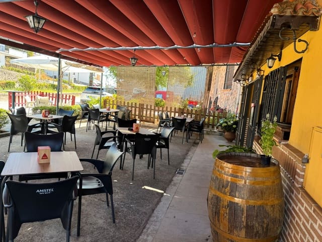 Commercial for sale in Lanzahíta - € 260,000 (Ref: 9138290)