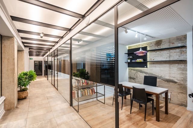 Erhverv til leje i Cuatro Caminos, Madrid by - € 2.200 (Ref: 9145822)