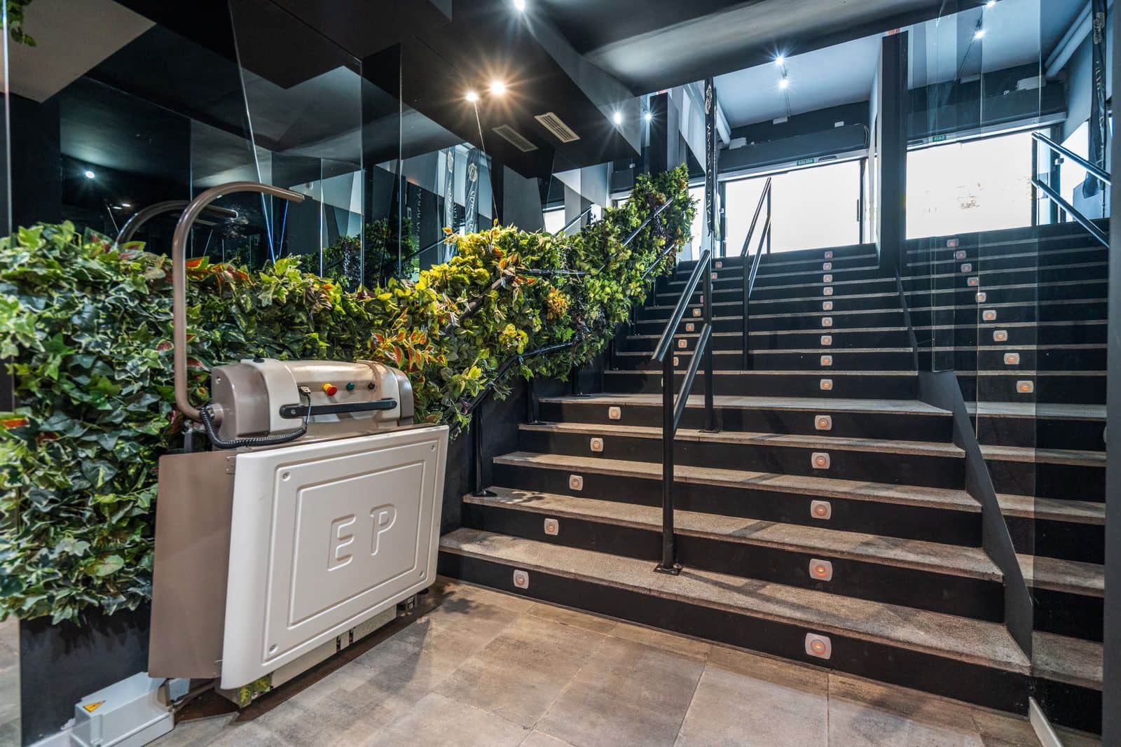 Erhverv til leje i Madrid by - € 2.200 (Ref: 9145822)