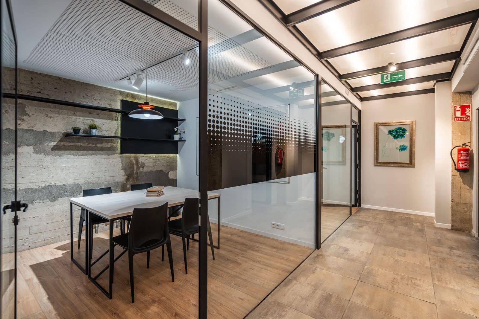 Erhverv til leje i Madrid by - € 2.200 (Ref: 9145822)