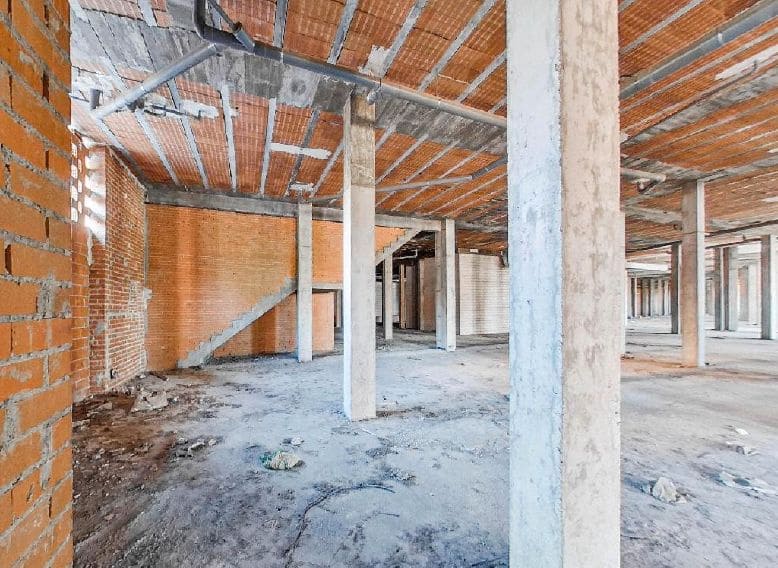 Commercieel te huur in Parla - € 22.500 (Ref: 9192739)