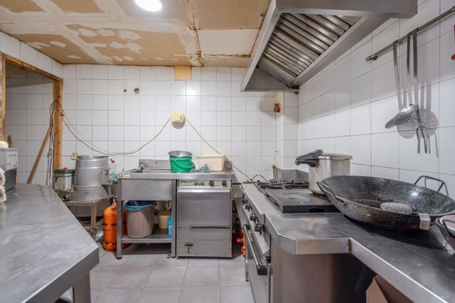 Commercial for sale in Alcorcón - € 1,200,000 (Ref: 9193024)