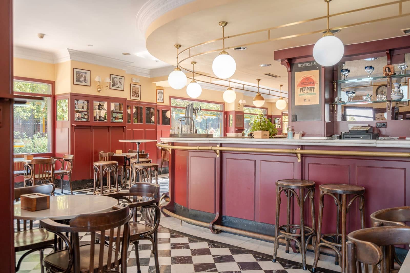 Commercial for sale in Alcorcon - € 1,200,000 (Ref: 9193024)