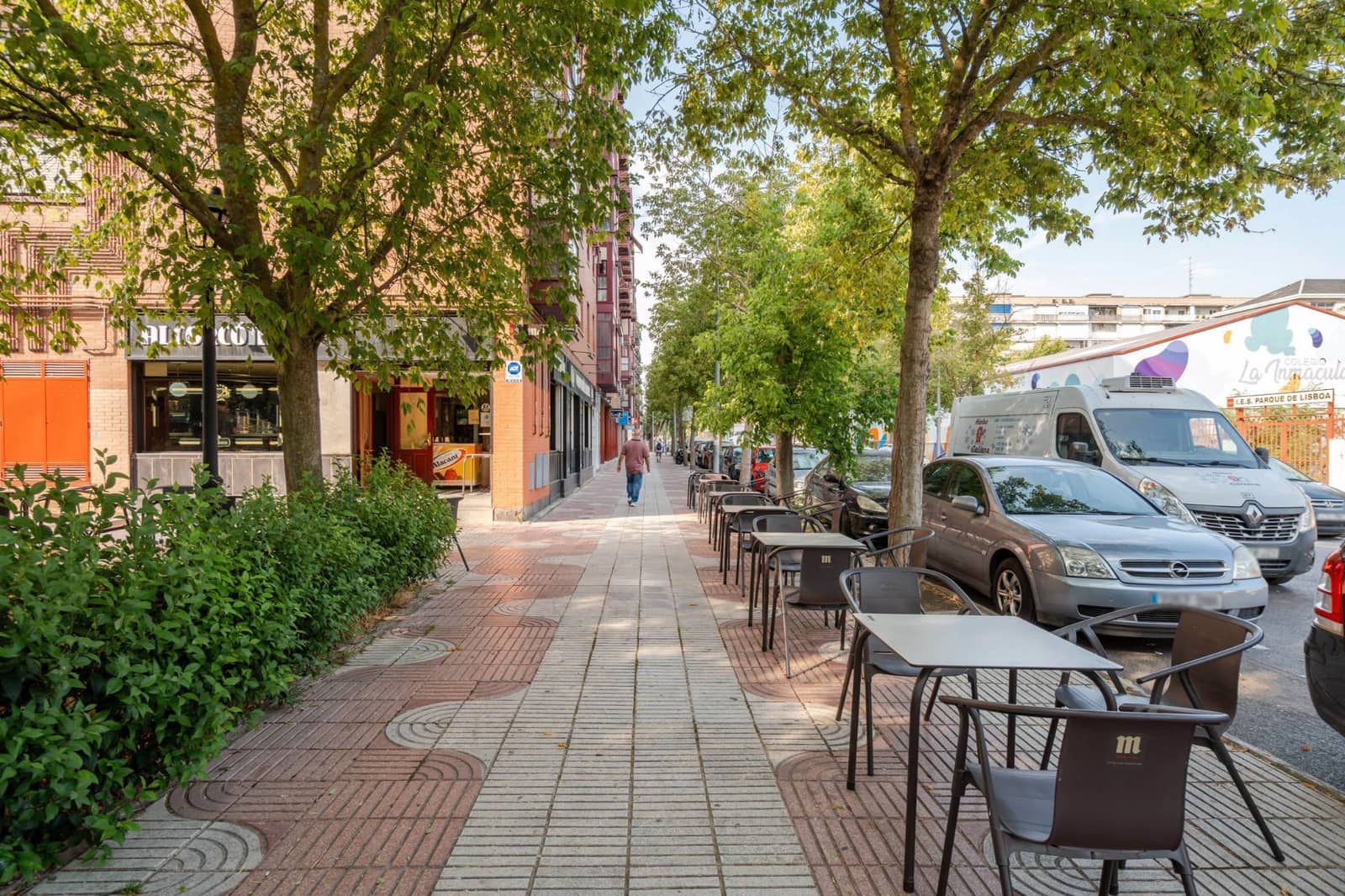 Commercial for sale in Alcorcon - € 1,200,000 (Ref: 9193024)