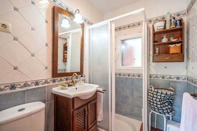 6 bedroom Villa for sale in El Barraco with pool garage - € 749,000 (Ref: 9194896)