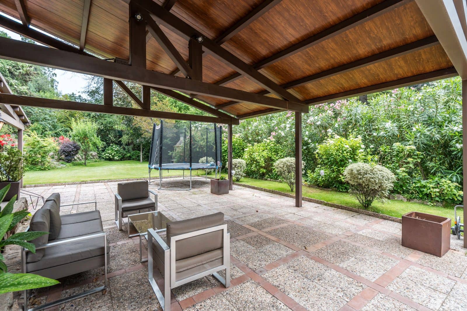 6 bedroom Villa for sale in El Barraco with pool garage - € 749,000 (Ref: 9194896)