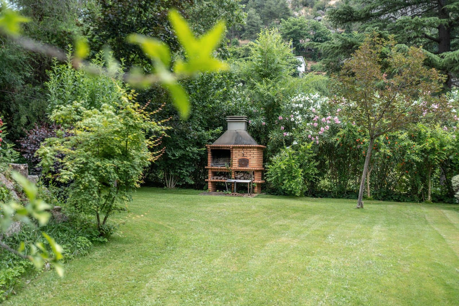 6 bedroom Villa for sale in El Barraco with pool garage - € 749,000 (Ref: 9194896)