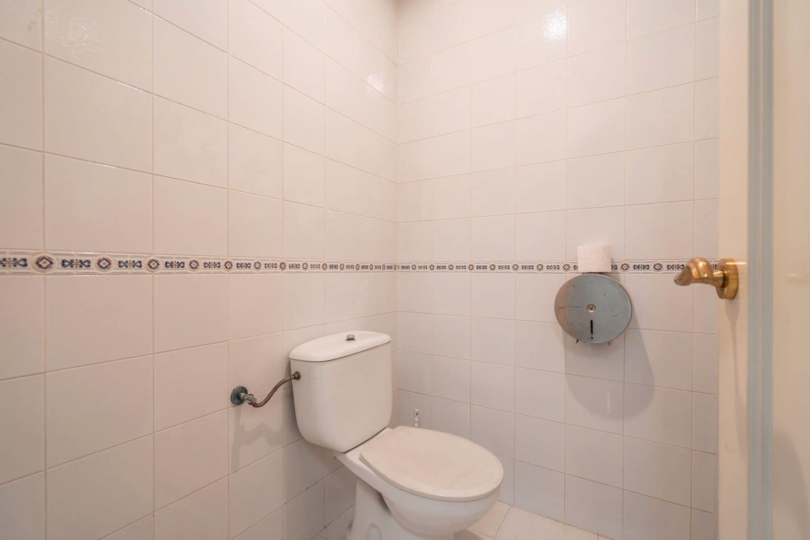 Commerciale da affittare in Mostoles - 8.000 € (Rif: 9205325)