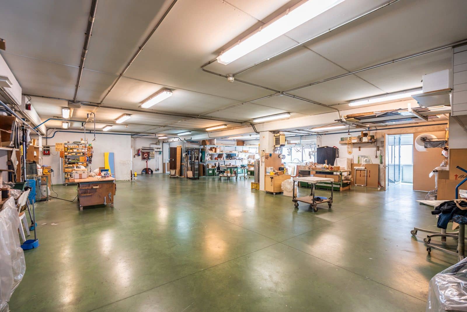 Commerciale da affittare in Mostoles - 8.000 € (Rif: 9205325)