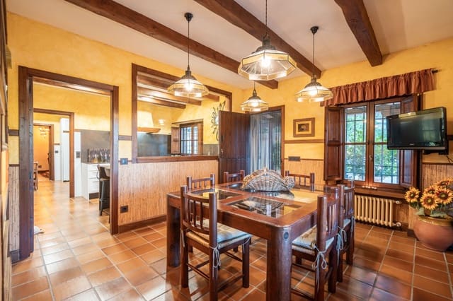 5 chambre Villa/Maison à vendre à Manzanares el Real avec piscine - 1 275 000 € (Ref: 9237907)