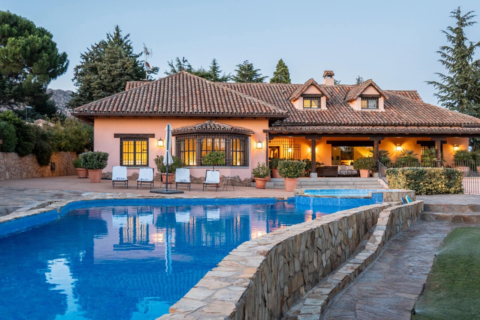 5 soveværelse Villa til salg i Manzanares el Real med swimmingpool - € 1.275.000 (Ref: 9237907)