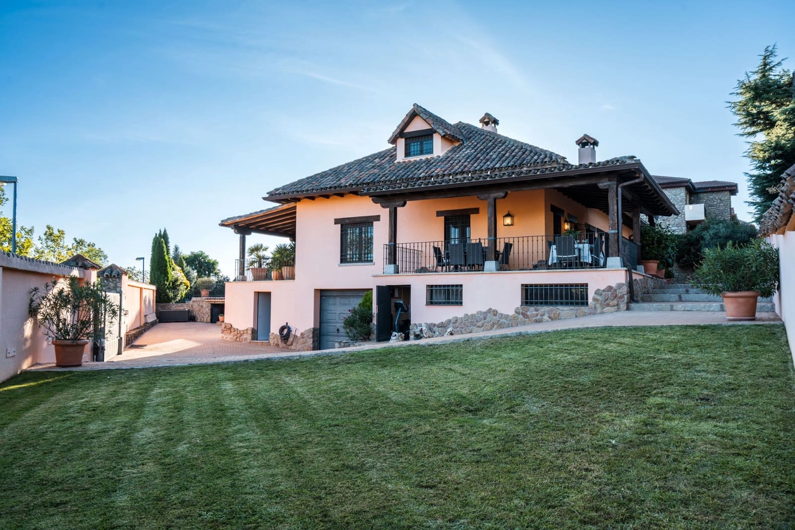 5 soveværelse Villa til salg i Manzanares el Real med swimmingpool - € 1.275.000 (Ref: 9237907)