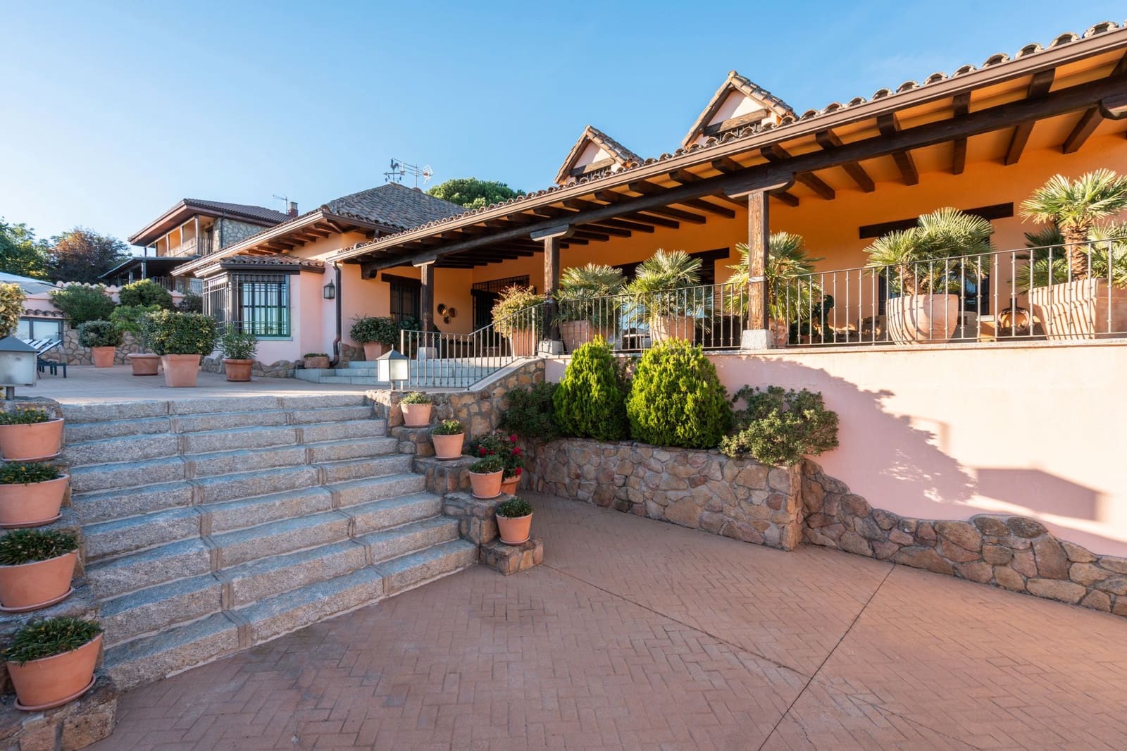 5 soveværelse Villa til salg i Manzanares el Real med swimmingpool - € 1.275.000 (Ref: 9237907)