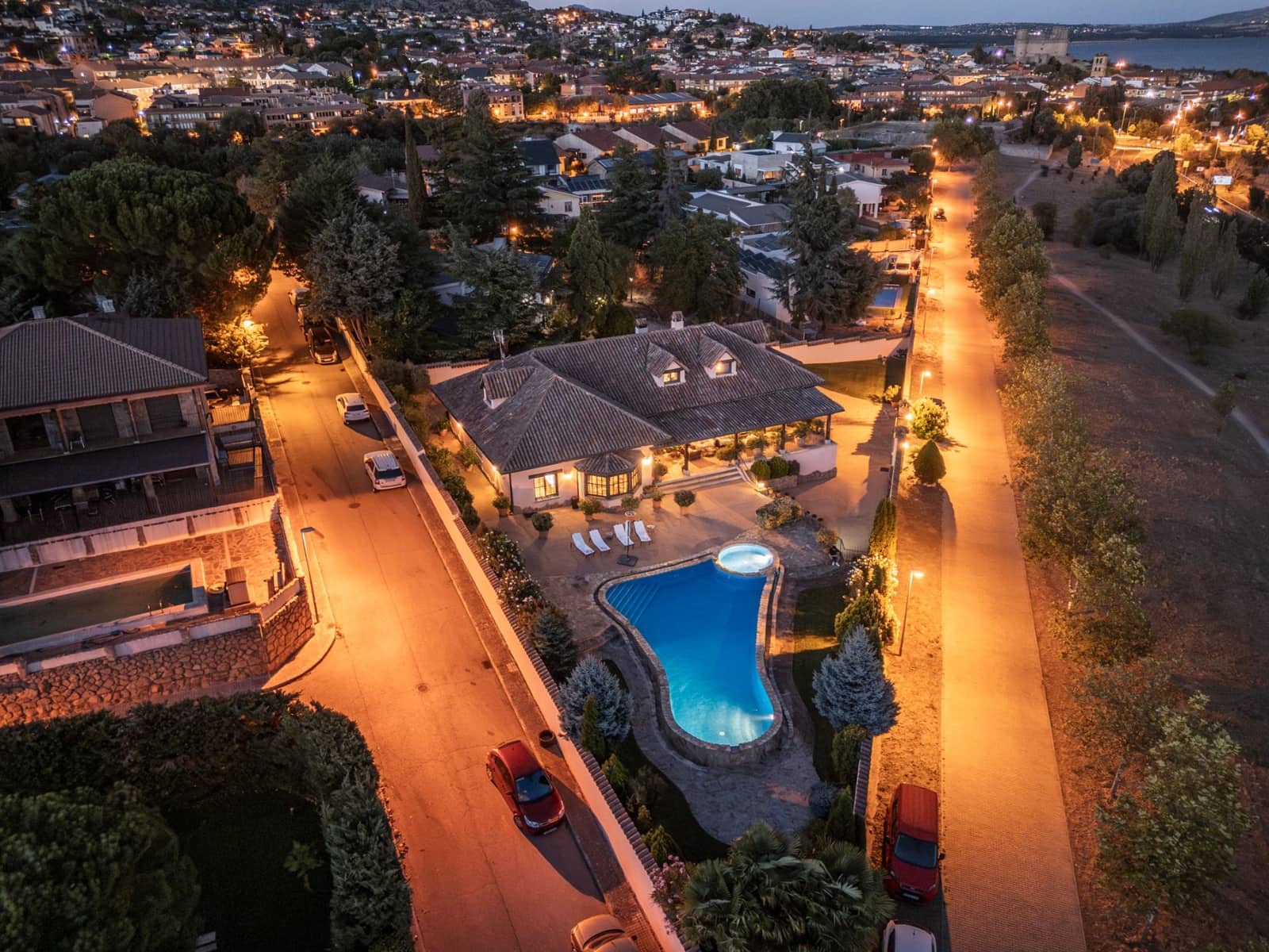 5 soveværelse Villa til salg i Manzanares el Real med swimmingpool - € 1.275.000 (Ref: 9237907)