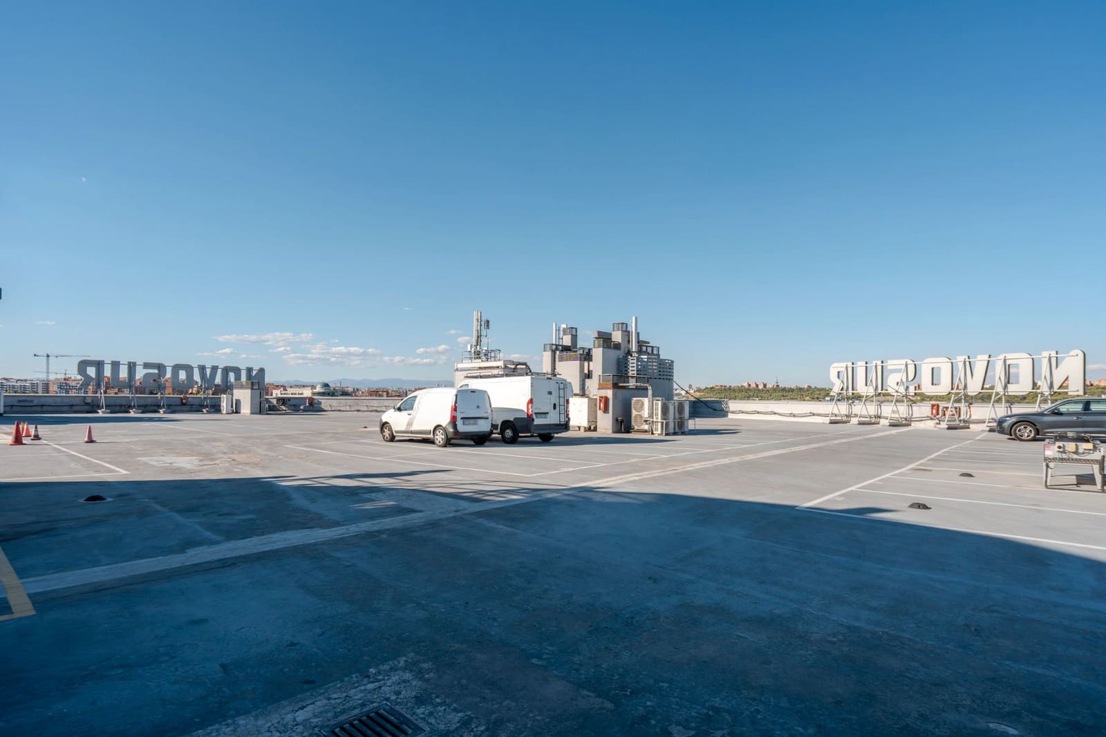 Erhverv til salg i Madrid by - € 325.000 (Ref: 9274158)