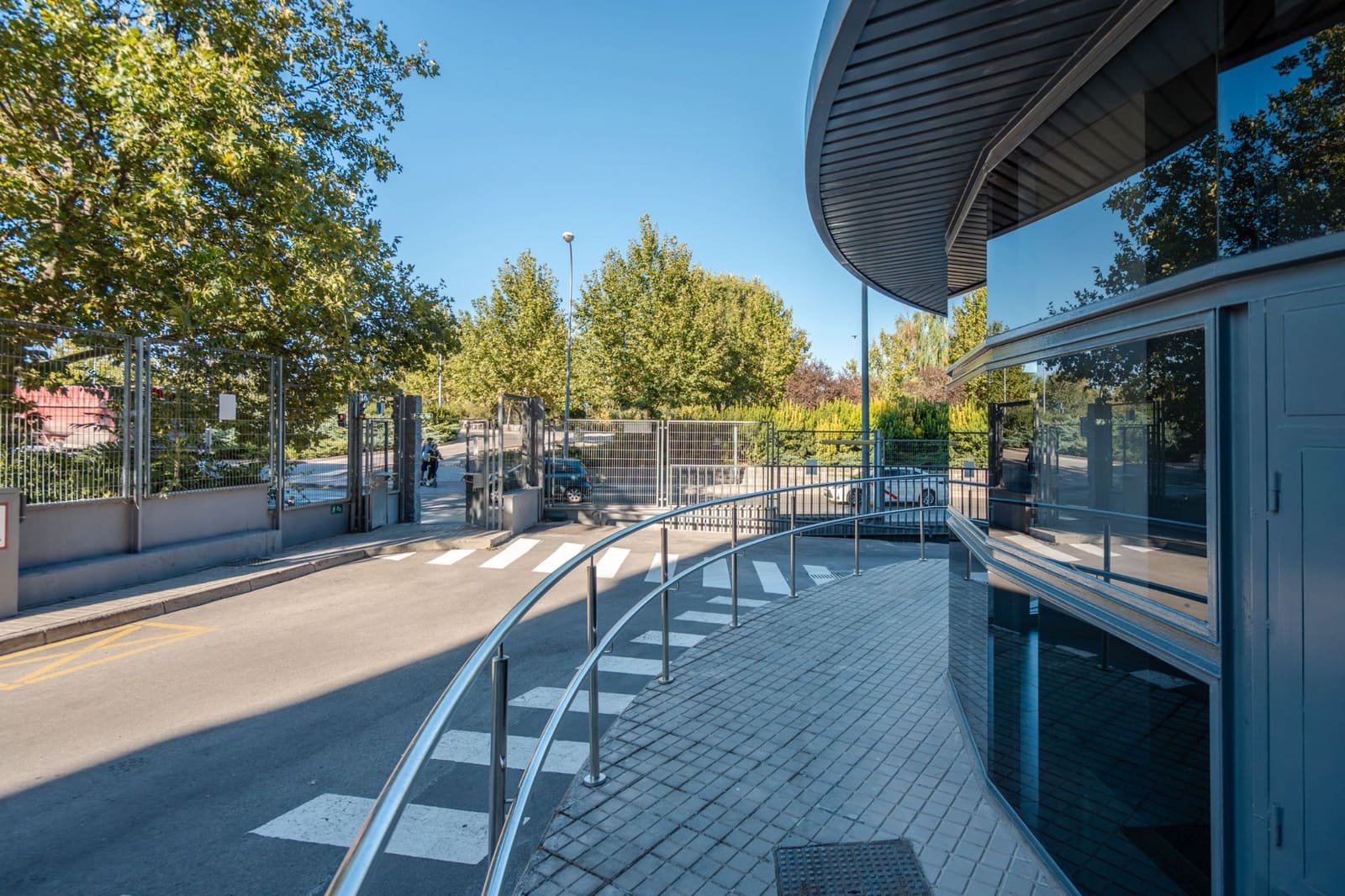 Erhverv til salg i Madrid by - € 325.000 (Ref: 9274158)