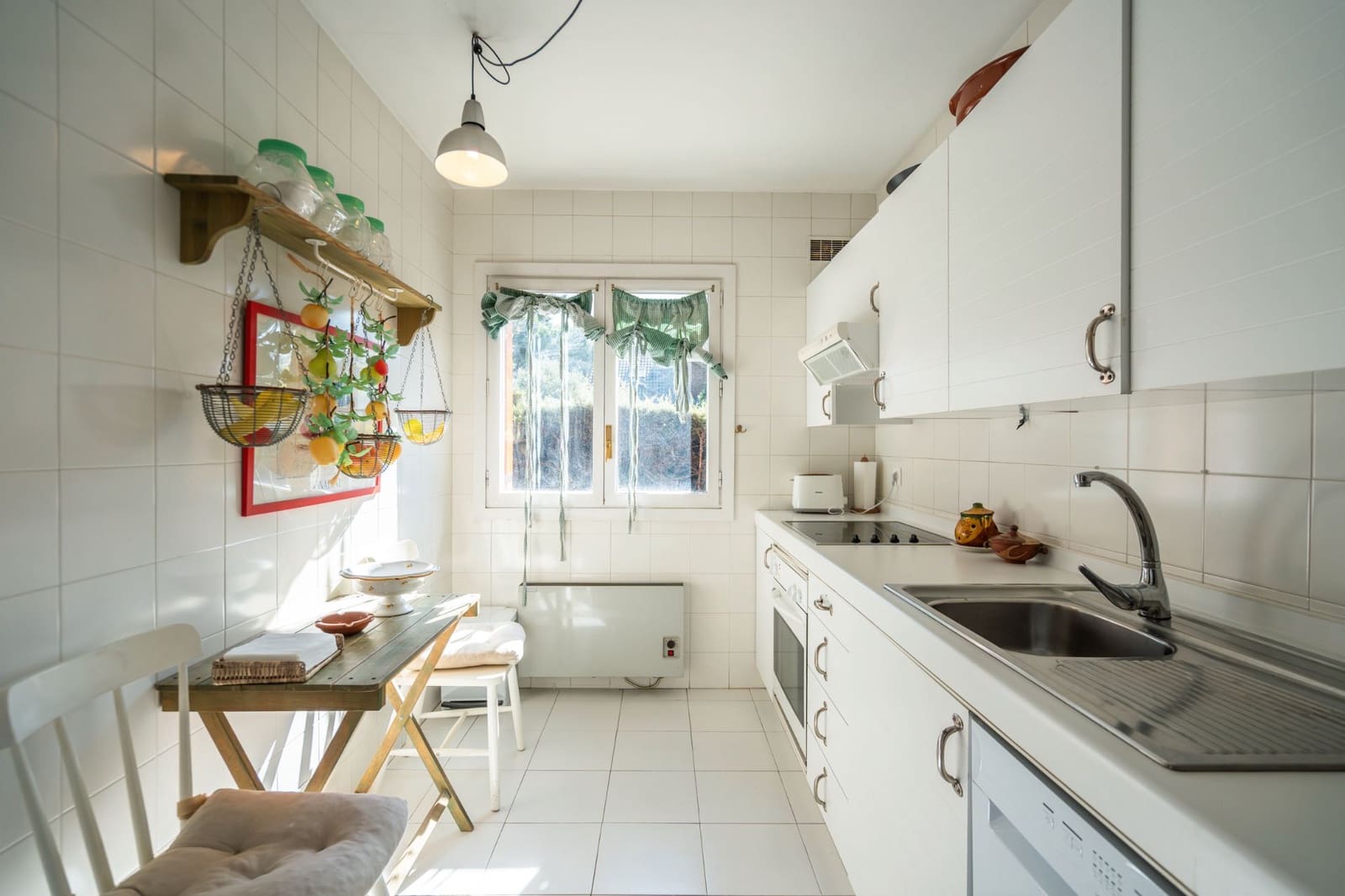 5 soveværelse Semi-Rækkehus til salg i Becerril de la Sierra med swimmingpool - € 650.000 (Ref: 9282835)