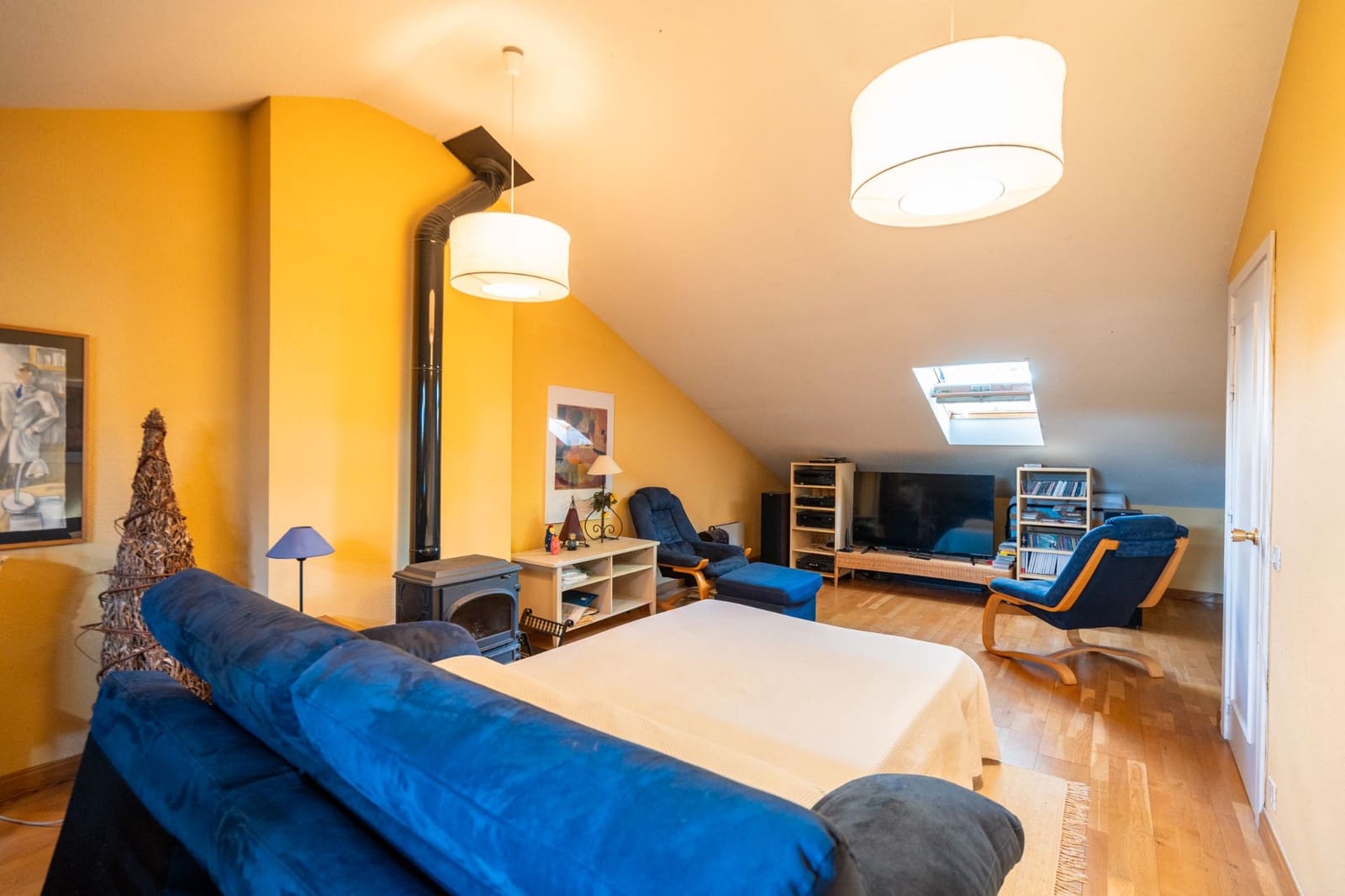 5 soveværelse Semi-Rækkehus til salg i Becerril de la Sierra med swimmingpool - € 650.000 (Ref: 9282835)