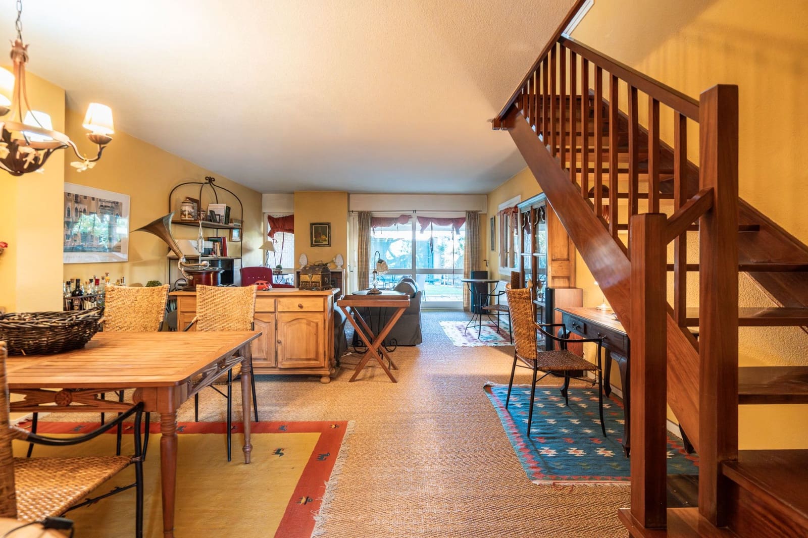 5 soveværelse Semi-Rækkehus til salg i Becerril de la Sierra med swimmingpool - € 650.000 (Ref: 9282835)