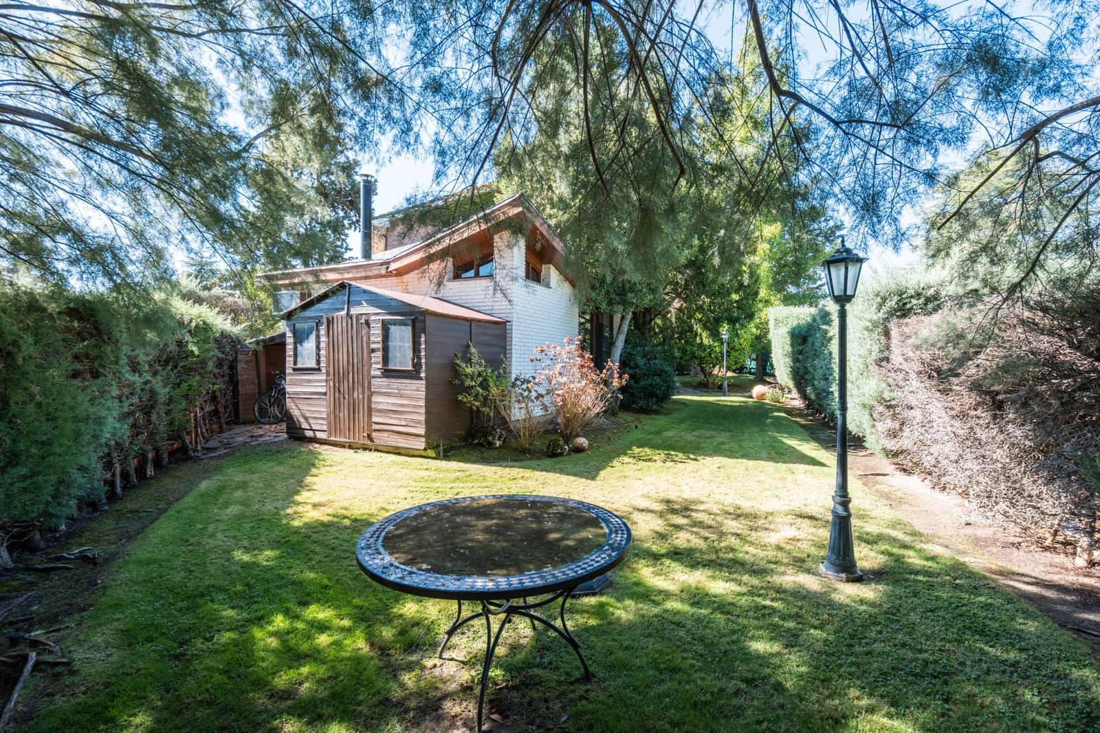 5 soveværelse Semi-Rækkehus til salg i Becerril de la Sierra med swimmingpool - € 650.000 (Ref: 9282835)