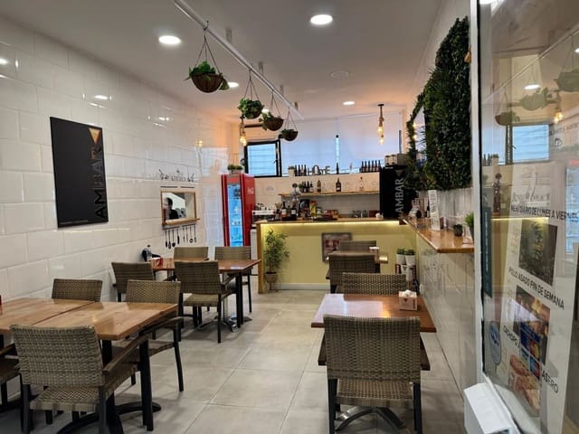 Erhverv til salg i Las Rozas de Madrid - € 190.000 (Ref: 9289389)