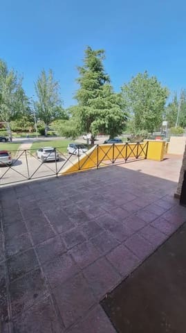 Erhverv til salg i Las Rozas de Madrid - € 190.000 (Ref: 9289389)