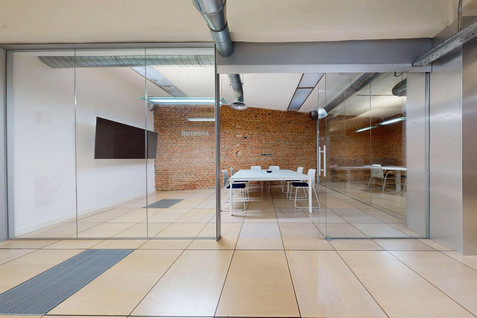 Kontor til salgs i Madrid by - € 800 000 (Ref: 9293317)