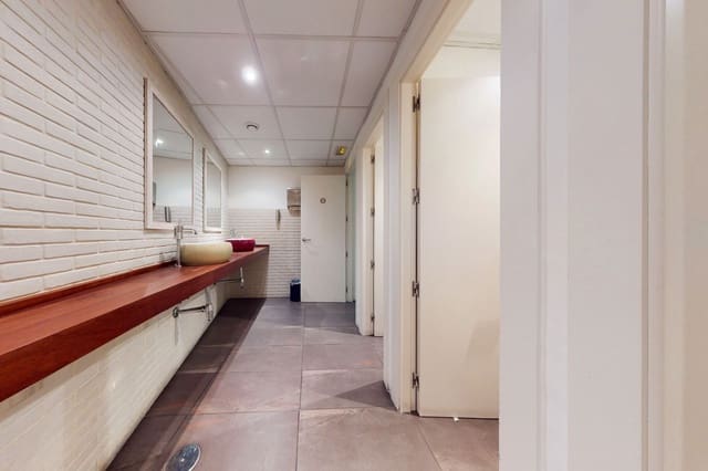 Office for sale in Hispanoamérica, Madrid city - € 800,000 (Ref: 9293317)