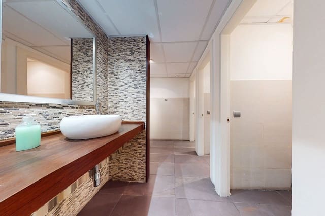 Office for sale in Hispanoamérica, Madrid city - € 800,000 (Ref: 9293317)