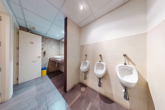 Office for sale in Hispanoamérica, Madrid city - € 800,000 (Ref: 9293317)