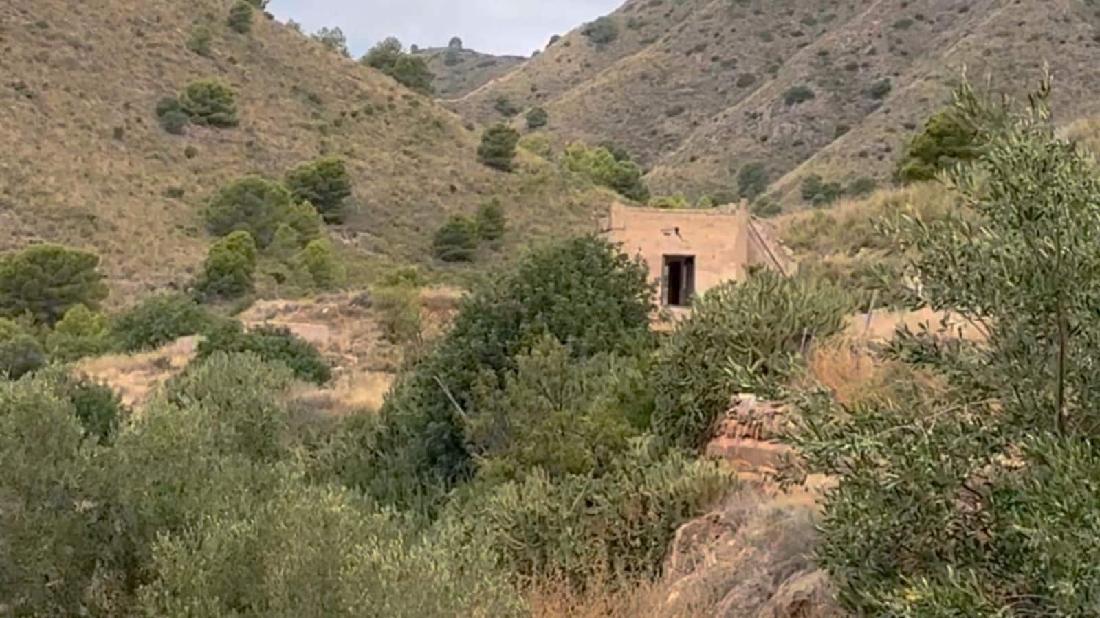 Maalaistalo myytävänä paikassa Lorca mukana 
autotalli - 800 000 € (Ref: 9306434)