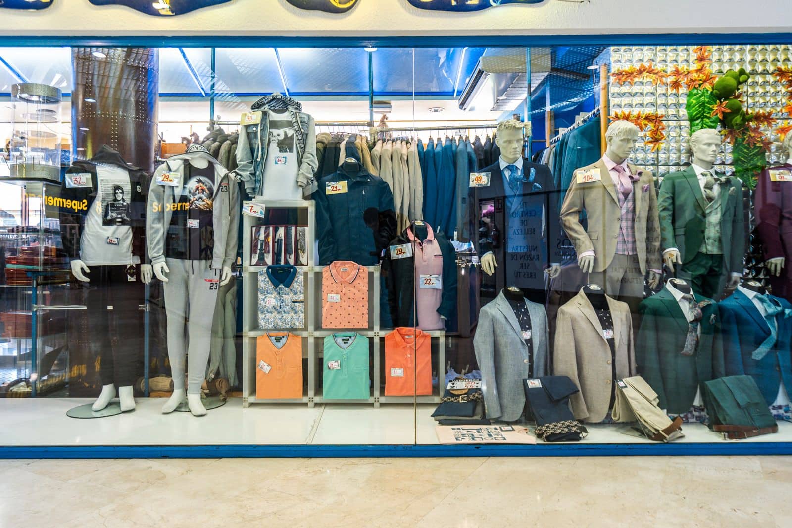 Kommersiell til salgs i Coslada - € 200 000 (Ref: 9306846)