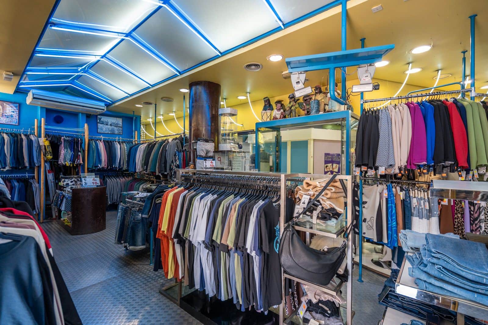 Kommersiell til salgs i Coslada - € 200 000 (Ref: 9306846)