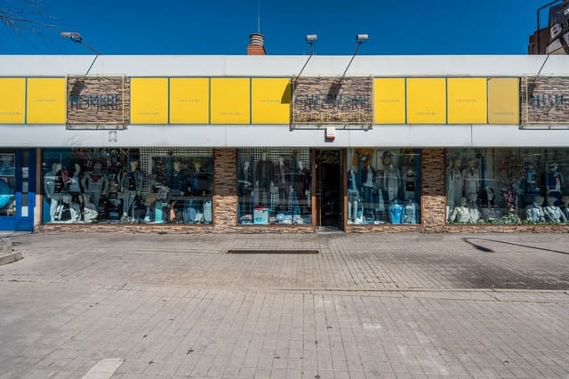 Commercial for sale in Coslada - € 200,000 (Ref: 9306846)