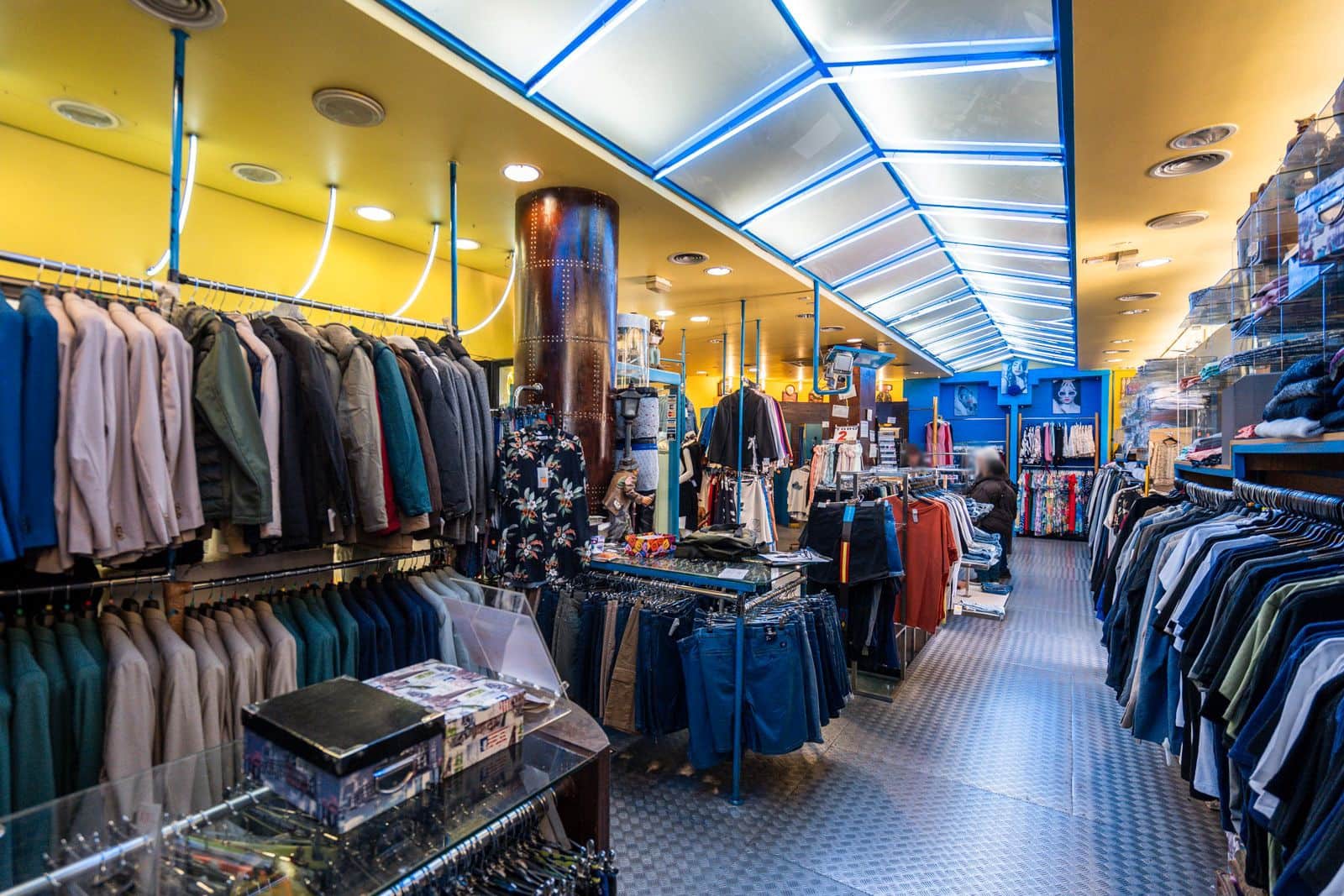 Kommersiell til salgs i Coslada - € 200 000 (Ref: 9306846)