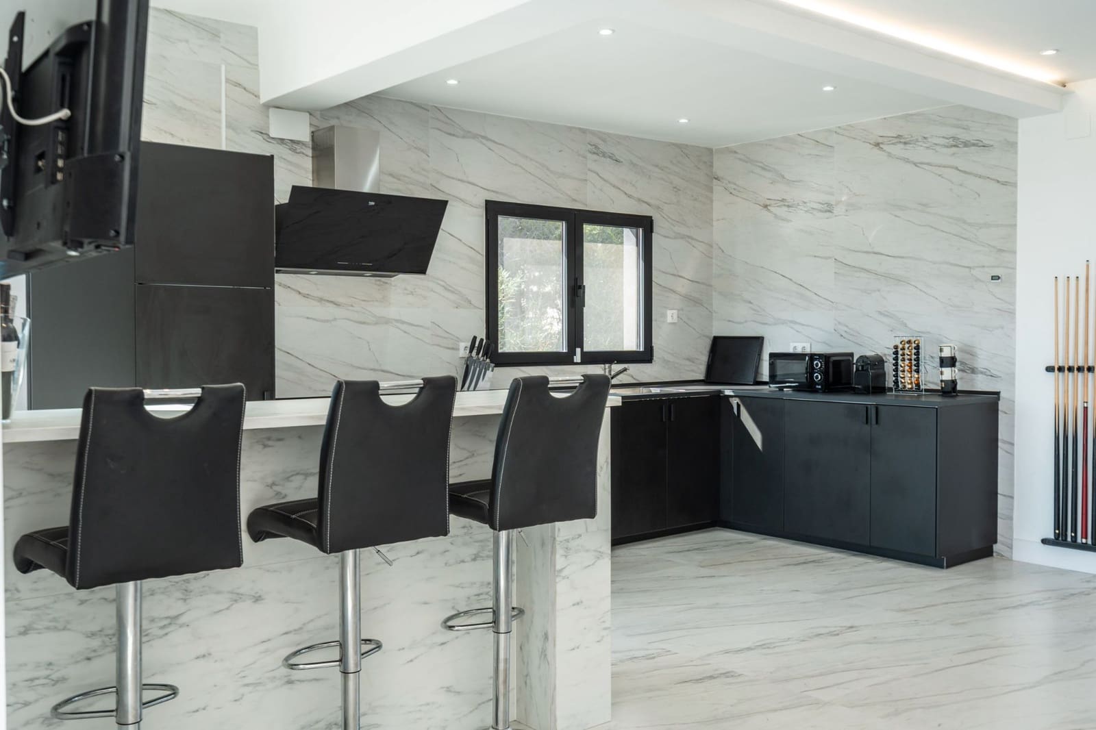 4 soveværelse Villa til salg i Alcala de Xivert med swimmingpool garage - € 890.000 (Ref: 9348592)