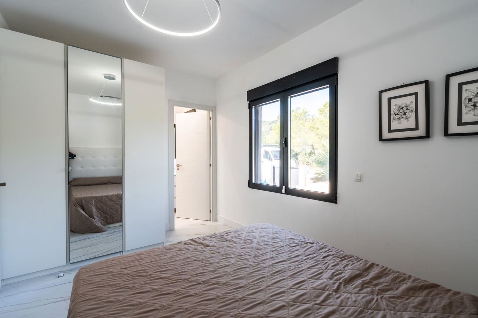 4 soveværelse Villa til salg i Alcala de Xivert med swimmingpool garage - € 890.000 (Ref: 9348592)