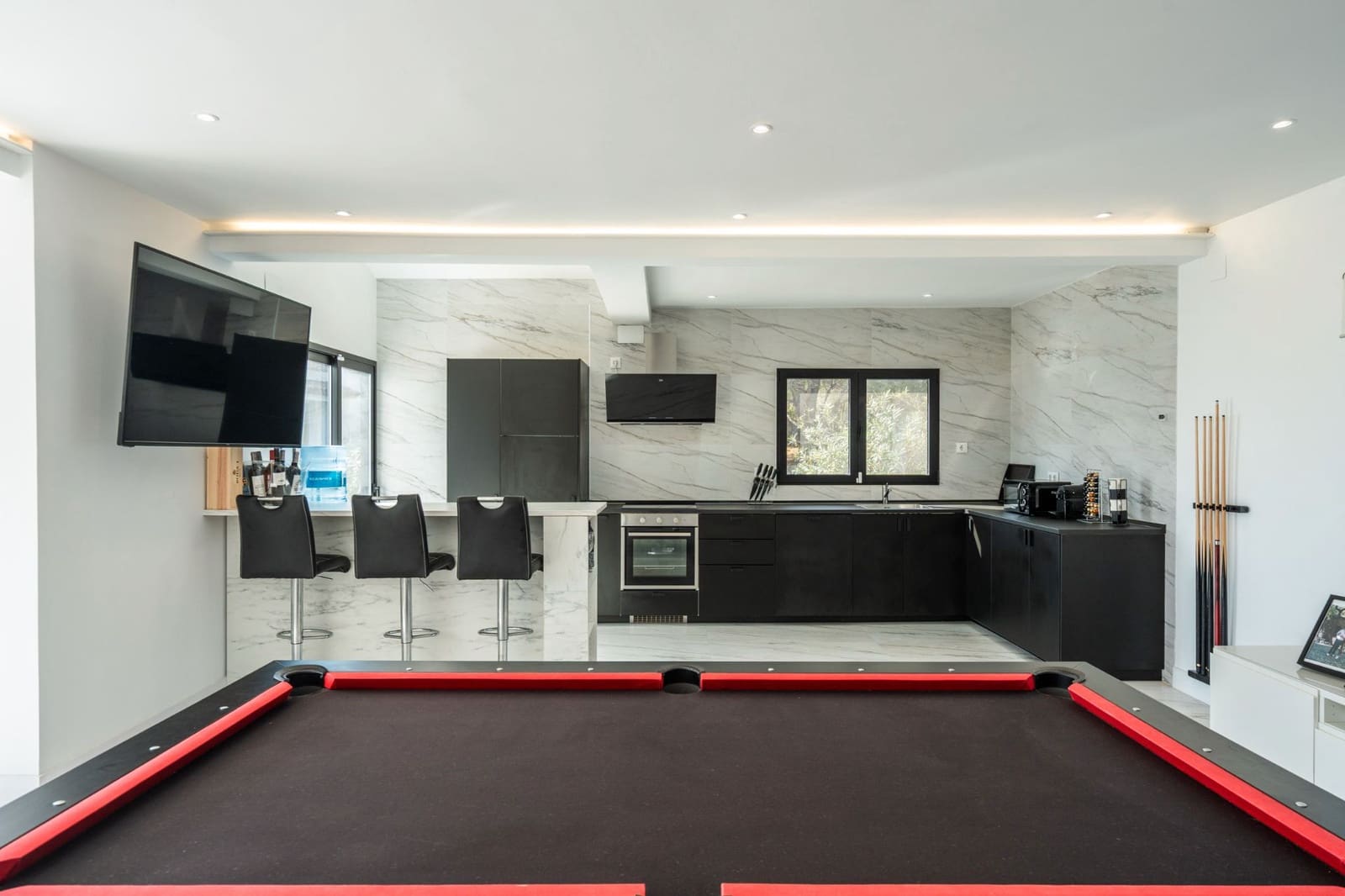 4 soveværelse Villa til salg i Alcala de Xivert med swimmingpool garage - € 890.000 (Ref: 9348592)