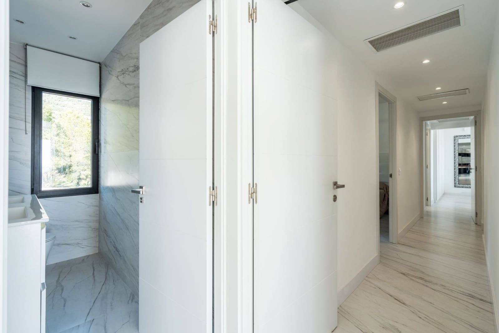 4 soveværelse Villa til salg i Alcala de Xivert med swimmingpool garage - € 890.000 (Ref: 9348592)