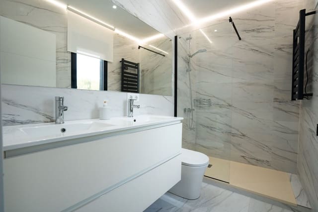 4 soveværelse Villa til salg i Alcossebre, Alcalá de Xivert med swimmingpool garage - € 890.000 (Ref: 9348592)