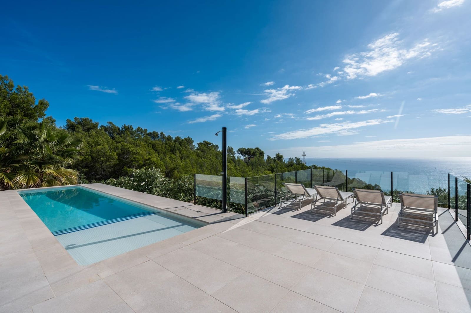 4 soveværelse Villa til salg i Alcala de Xivert med swimmingpool garage - € 890.000 (Ref: 9348592)