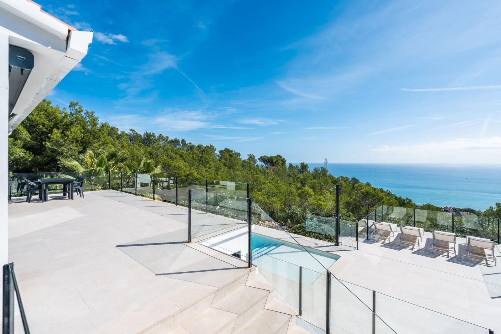 4 soveværelse Villa til salg i Alcala de Xivert med swimmingpool garage - € 890.000 (Ref: 9348592)