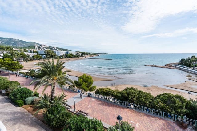 4 soveværelse Villa til salg i Alcossebre, Alcalá de Xivert med swimmingpool garage - € 890.000 (Ref: 9348592)