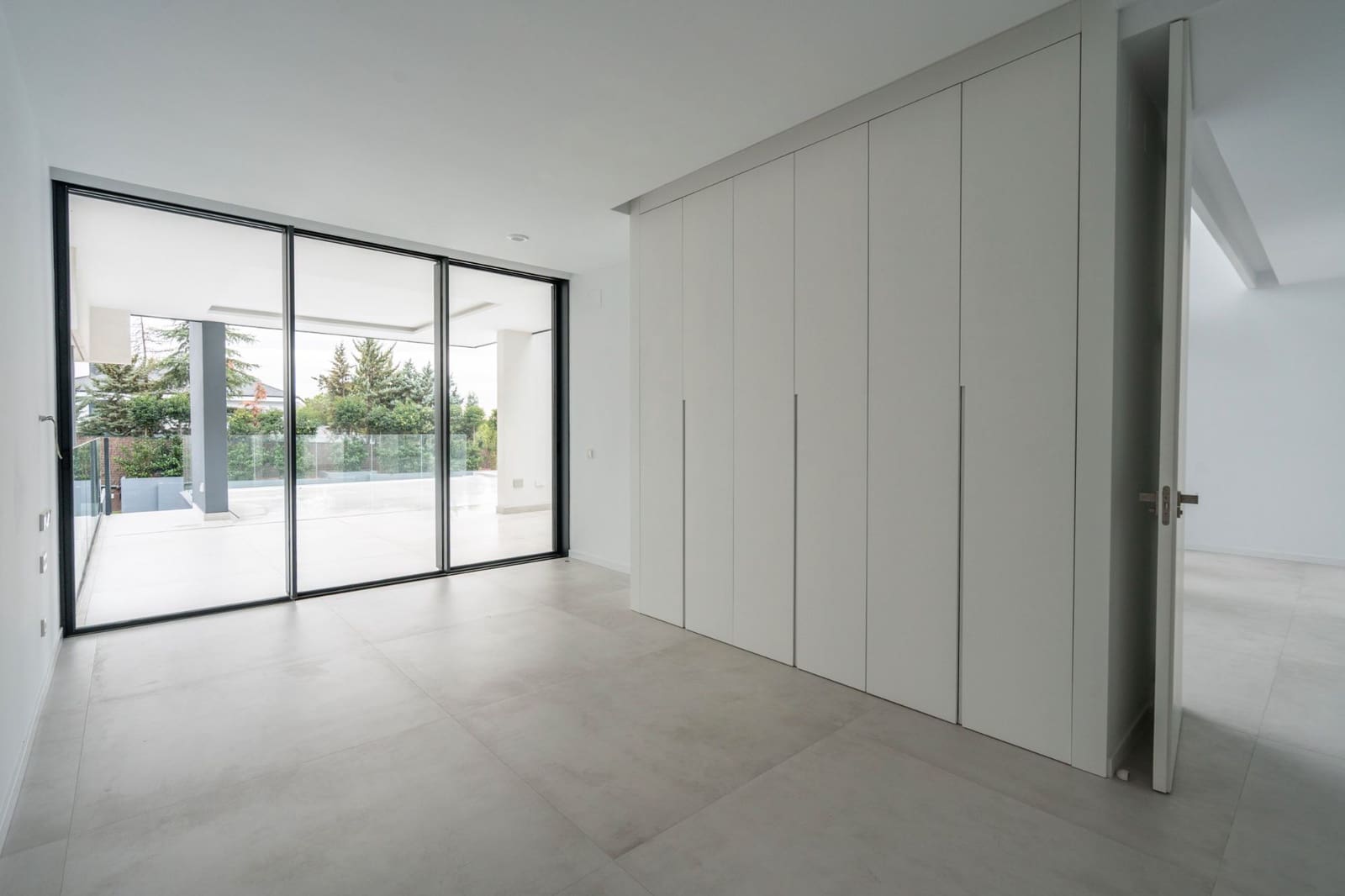 5 sypialnia Willa na sprzedaż w Las Rozas de Madrid z basenem garażem - 3 500 000 € (Ref: 9354537)