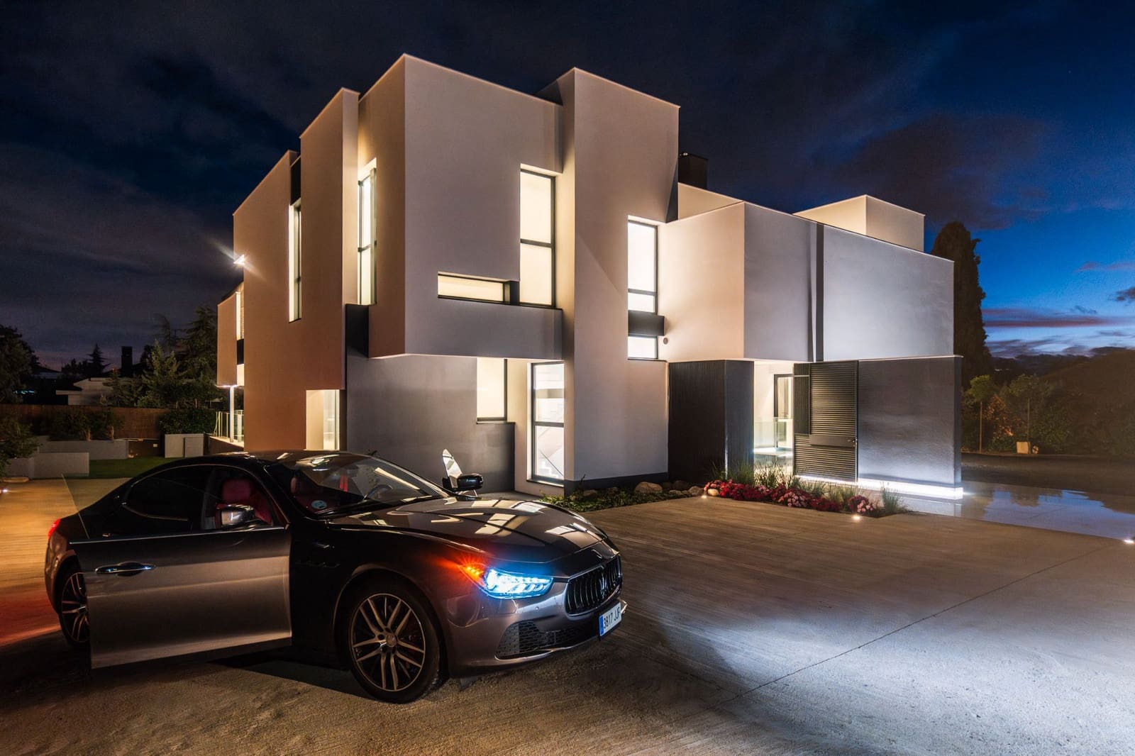 5 sypialnia Willa na sprzedaż w Las Rozas de Madrid z basenem garażem - 3 500 000 € (Ref: 9354537)