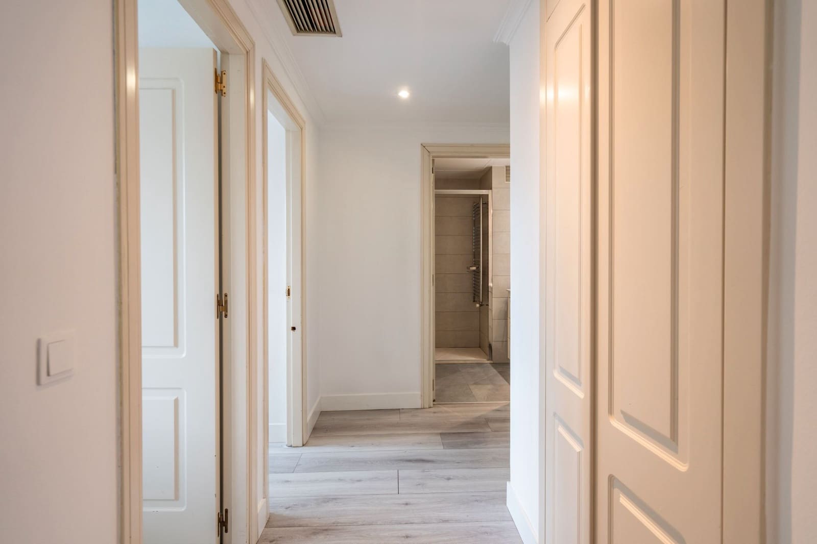 2 bedroom Penthouse for sale in La Moraleja with pool garage - € 620,000 (Ref: 9371406)