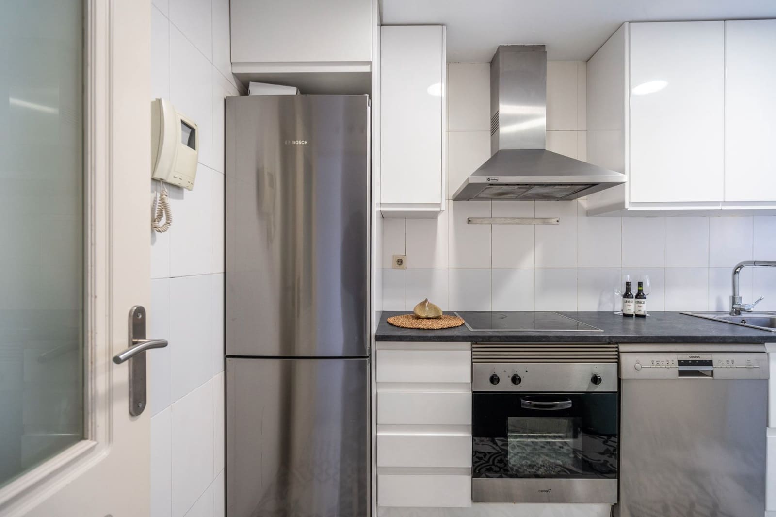 2 bedroom Penthouse for sale in La Moraleja with pool garage - € 620,000 (Ref: 9371406)