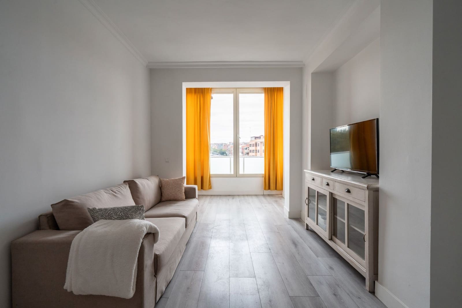 2 bedroom Penthouse for sale in La Moraleja with pool garage - € 620,000 (Ref: 9371406)