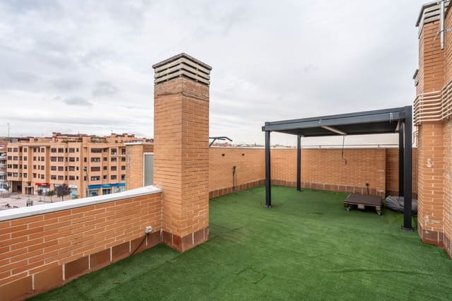2 soveværelse Penthouse til salg i La Moraleja, Alcobendas med swimmingpool garage - € 620.000 (Ref: 9371406)