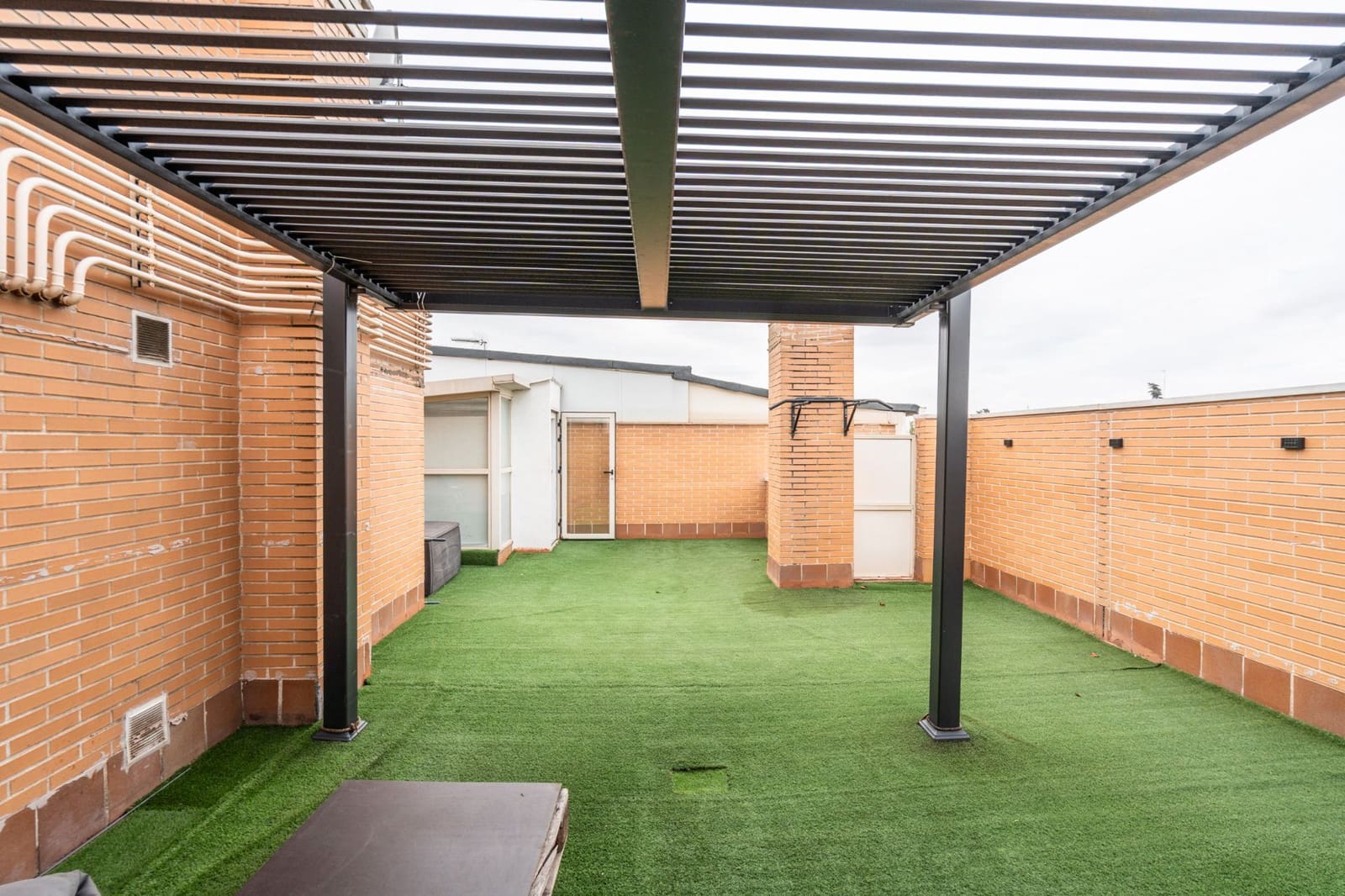 2 bedroom Penthouse for sale in La Moraleja with pool garage - € 620,000 (Ref: 9371406)